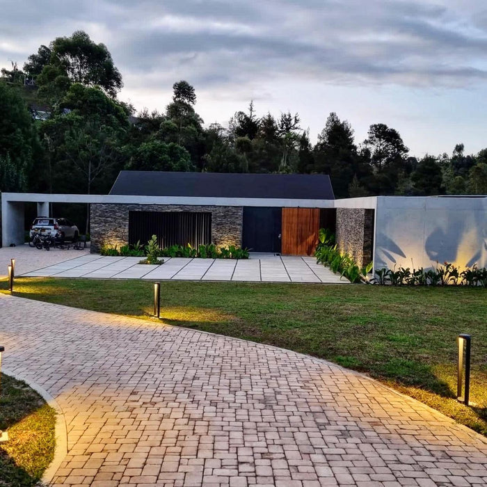 Luminaria tipo sendera de exterior LED - GL16403